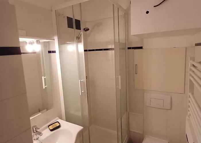 L Ourson Apartment *